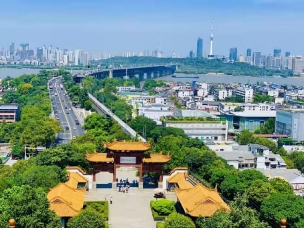 ibis Wuhan Hankou 48/50