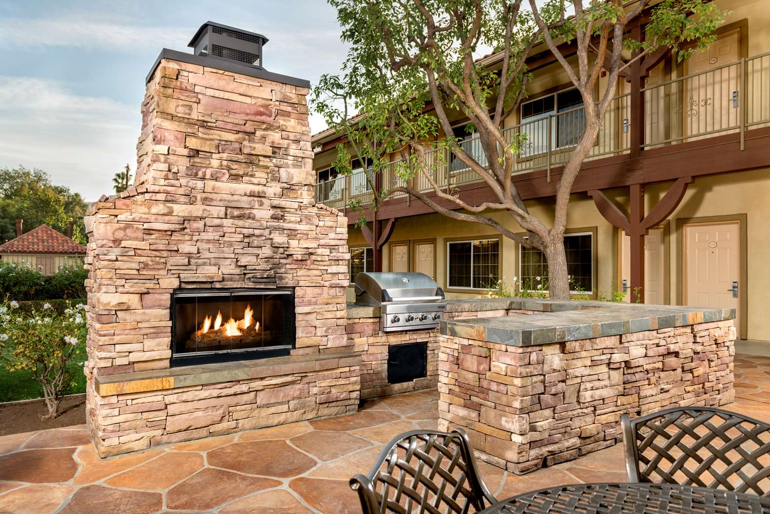 Best Western Corona Hotel and Suites 33/33