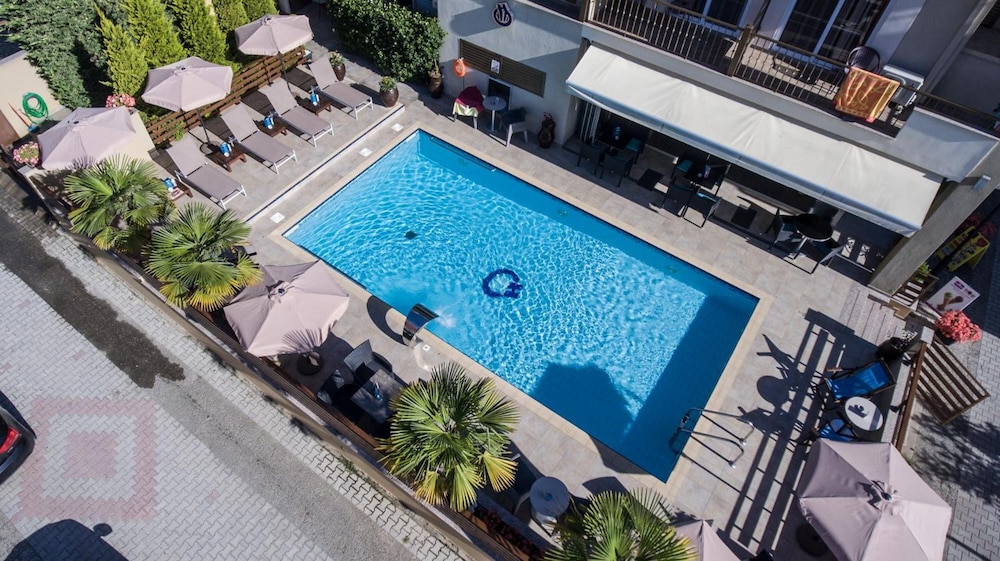 Olympos Hotel 59/62