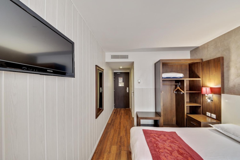 Hotel Paris Pacific 19/44
