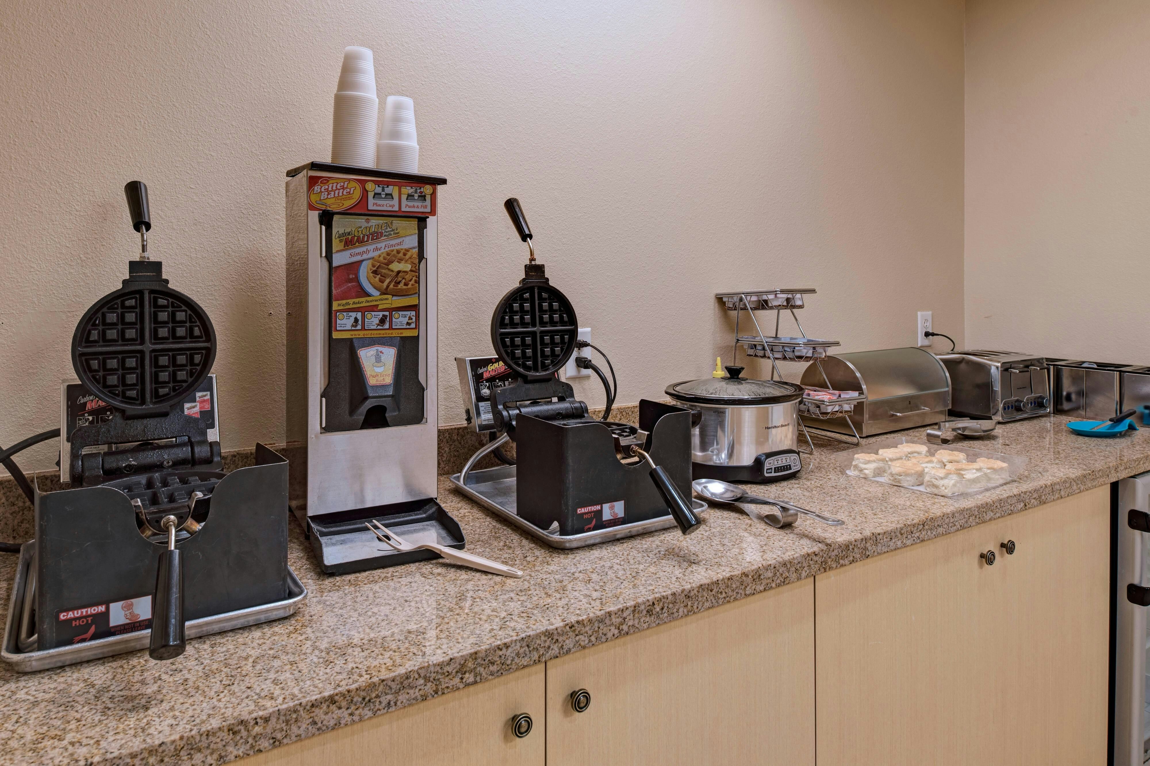 TownePlace Suites Fayetteville Cross Creek 21/35