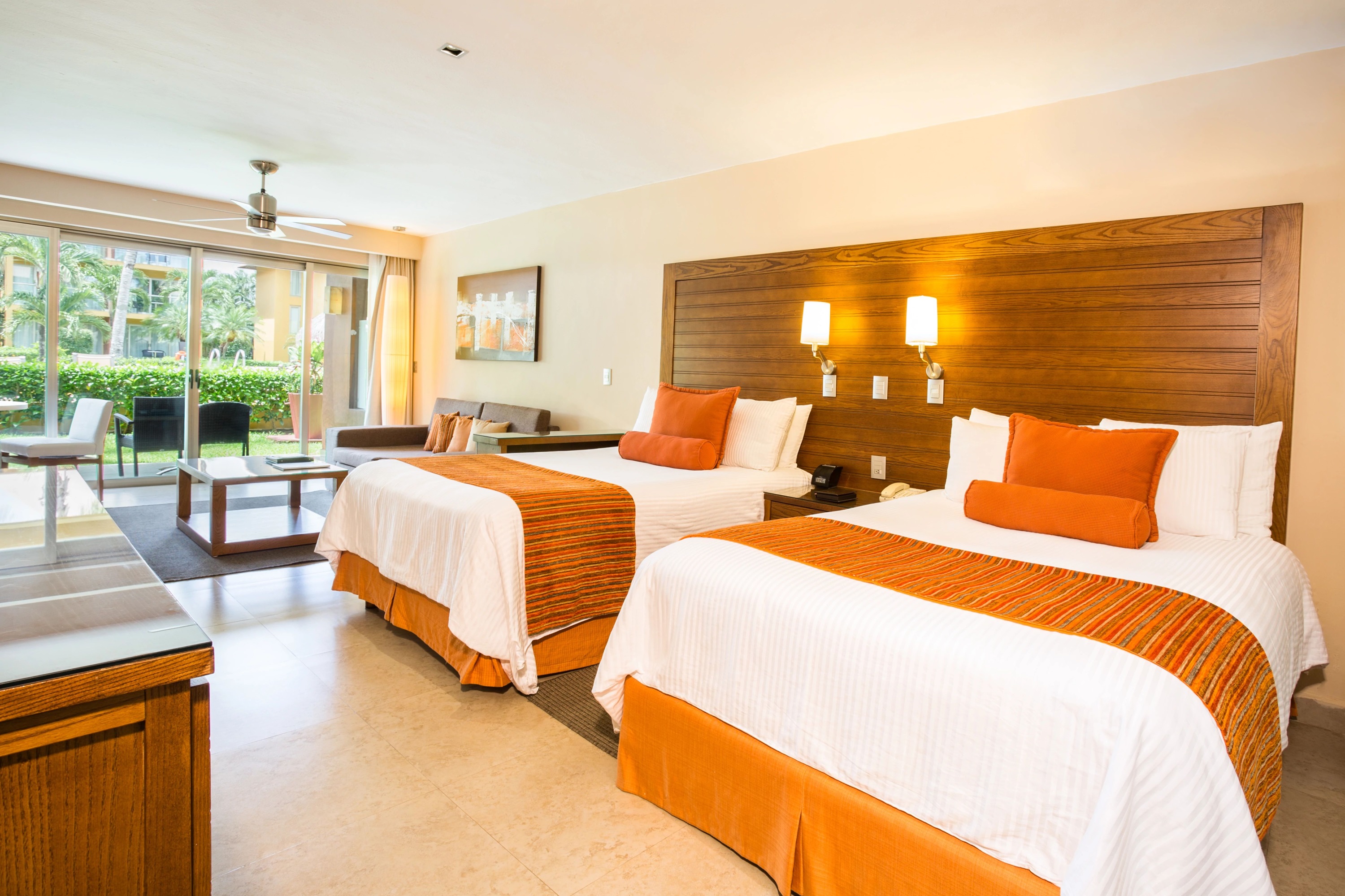 Preferred Club, Junior Suite, Double Bed, Pool View