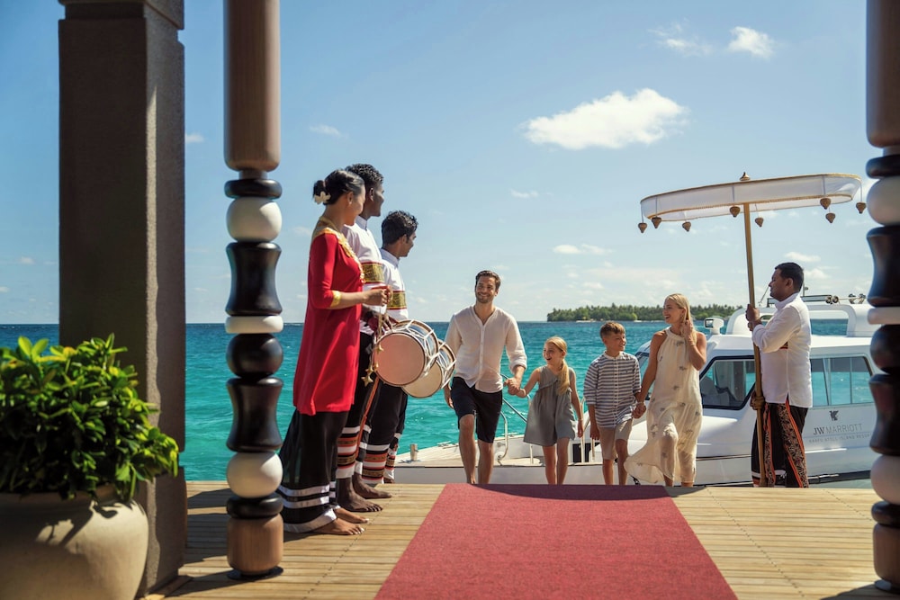 JW Marriott Maldives Kaafu Atoll Island Resort 24/47