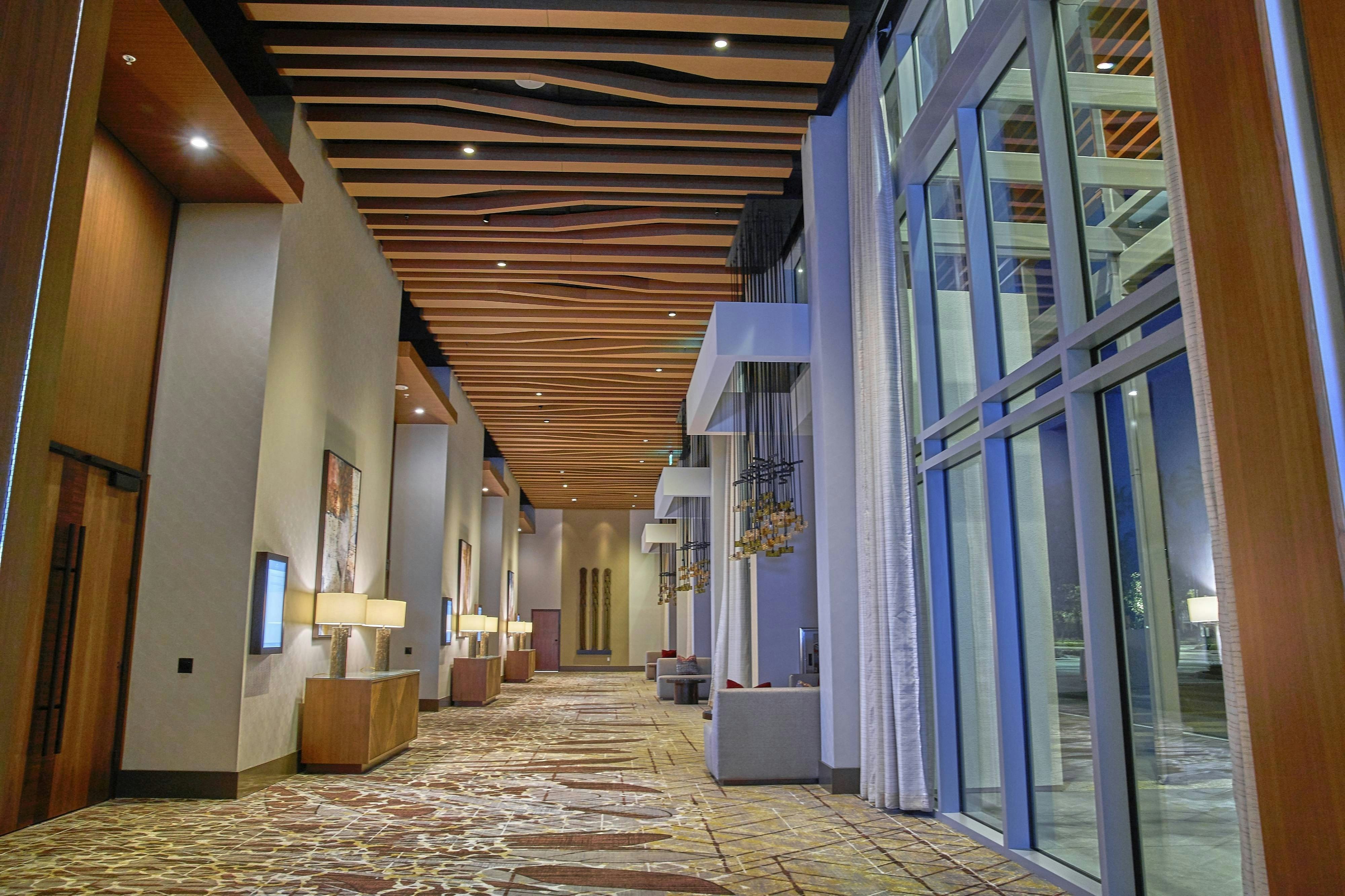 Jw Marriott Anaheim Resort 18/20