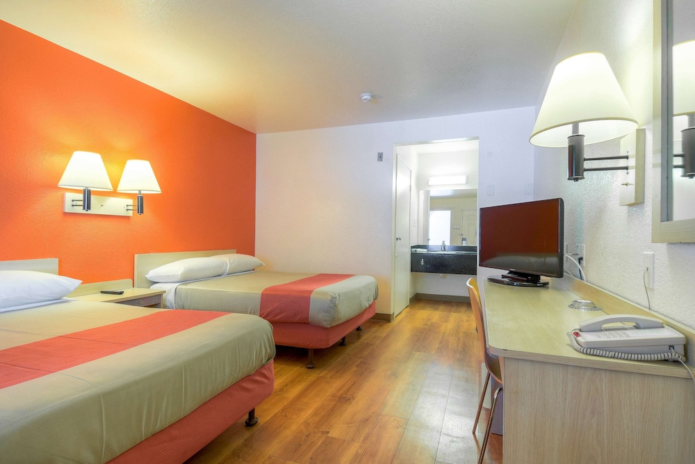 Motel6 El Cajon, CA - San Diego 23/38