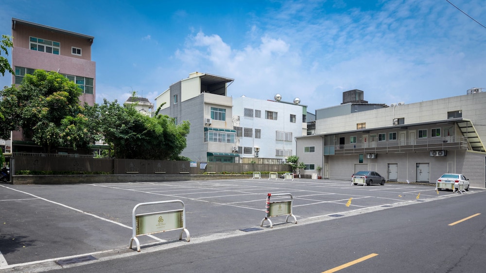 Royal Chiayi Hotel 59/66