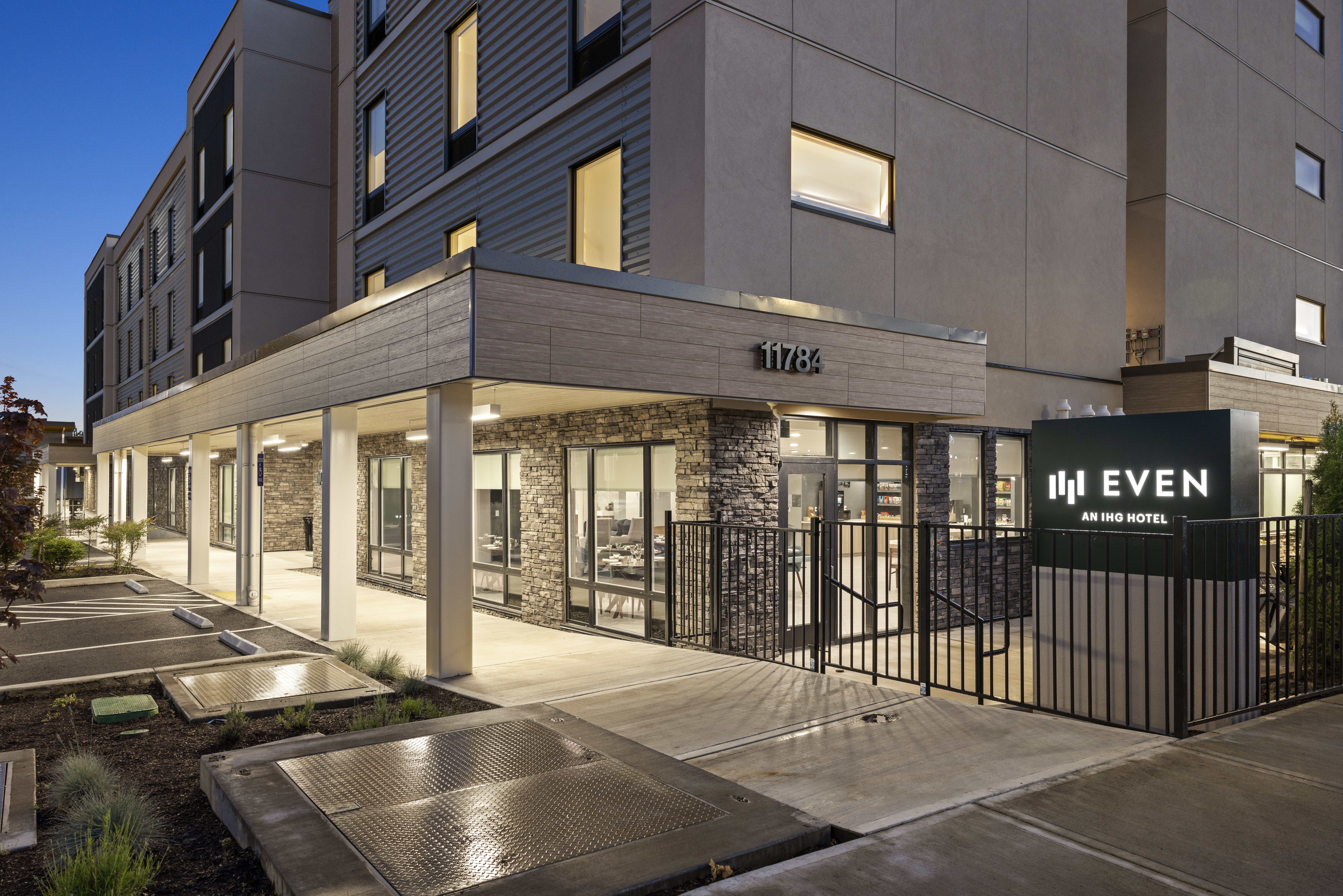EVEN Hotel Portland - Beaverton, an IHG Hotel 45/49