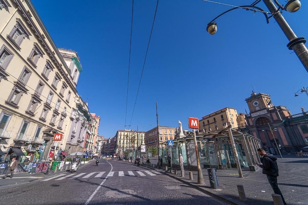 Naples Royal House B&B 49/50