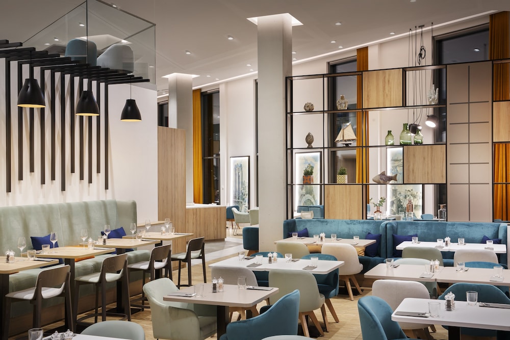 HOLIDAY INN HAMBURG - HAFENCITY 55/75