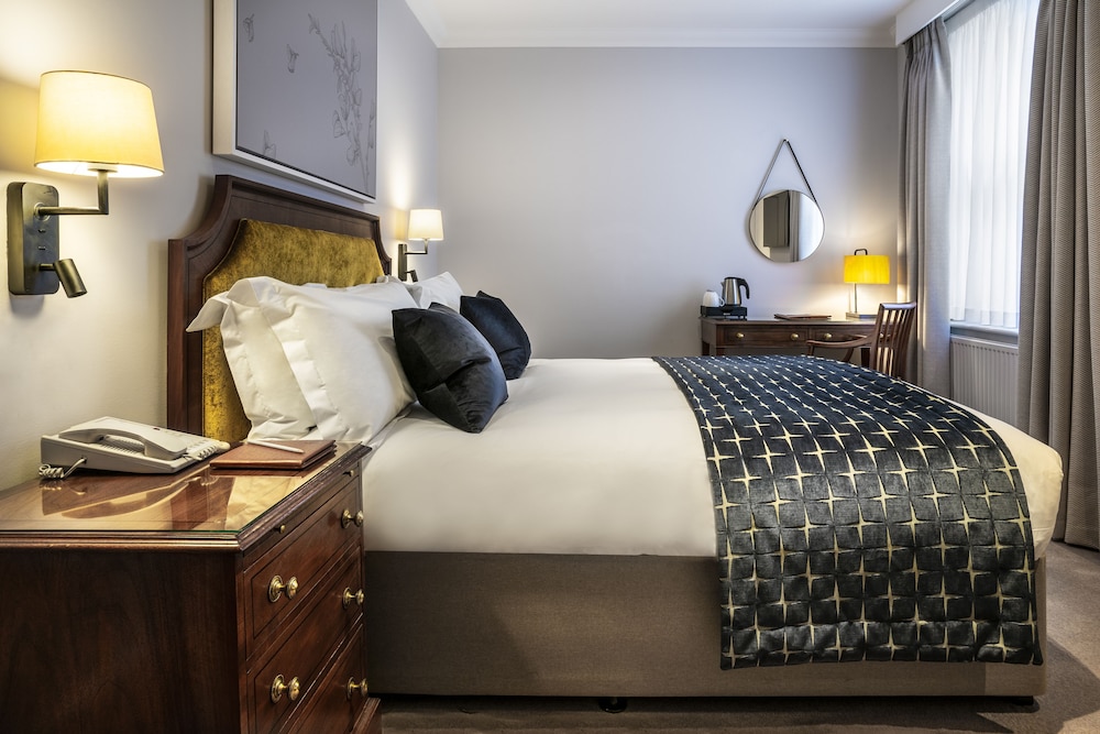 Sloane Place 15/45