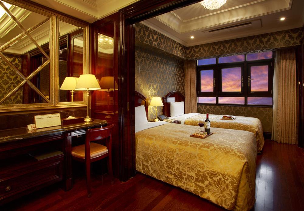 STANDARD, TWIN BEDS