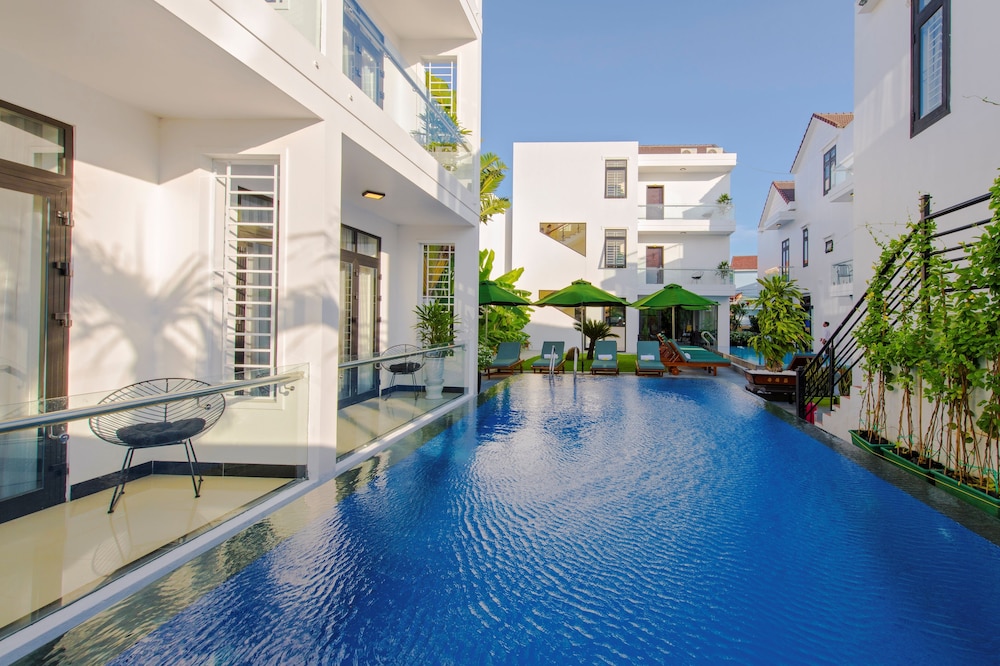 Banana Garden Villa 13/82