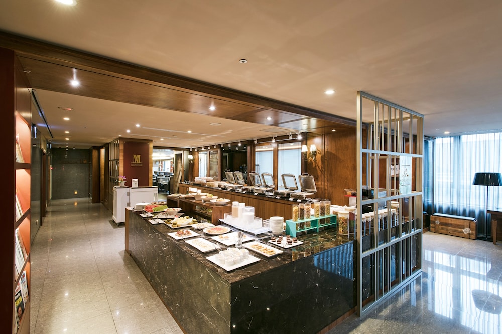 Home Hotel Xin Yi Branch 55/65