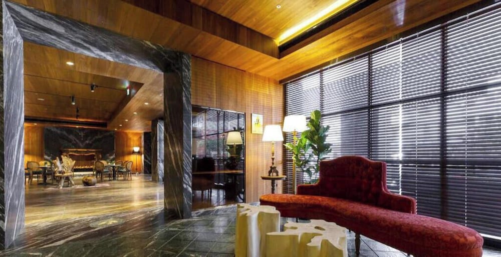 Inhouse Hotel Grand 30/65