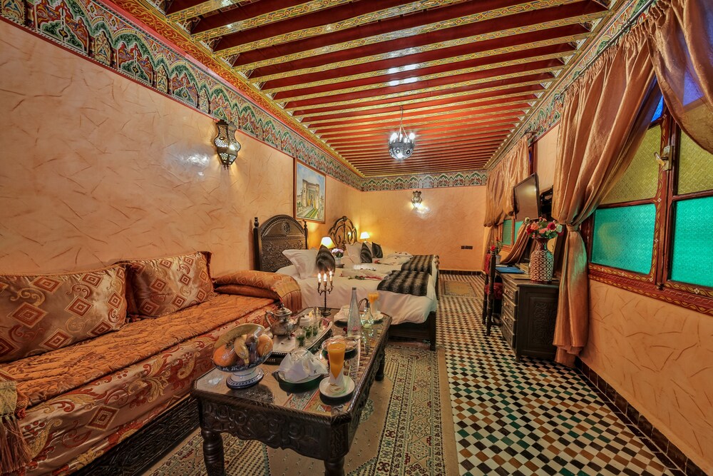 RIAD GHITA 27/50