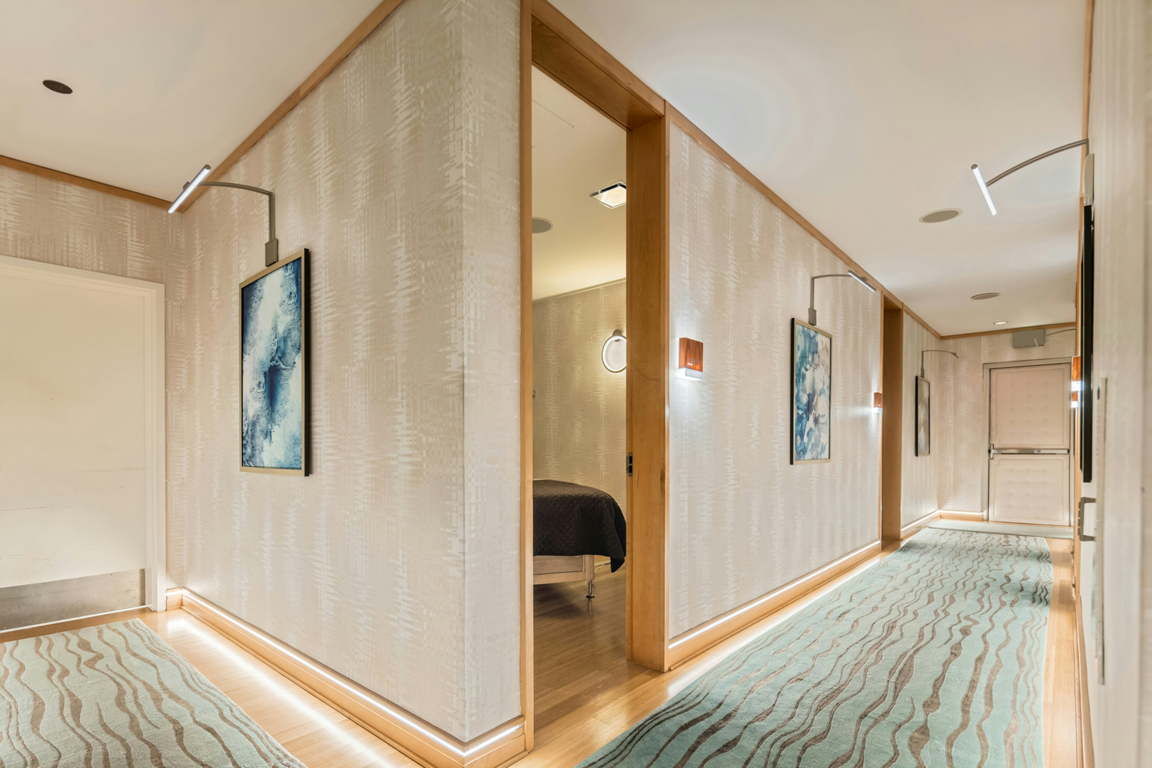Hilton San Diego Bayfront 23/70