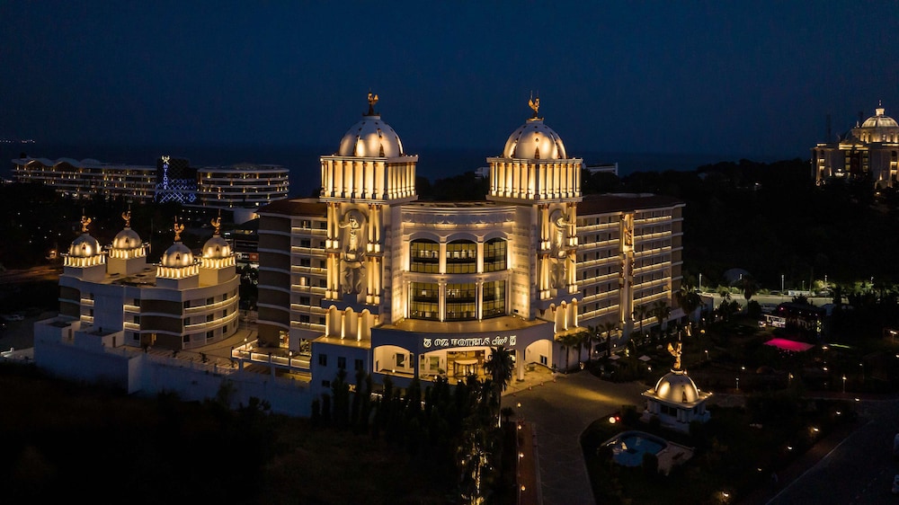 Oz Hotels Sui in ALANYA