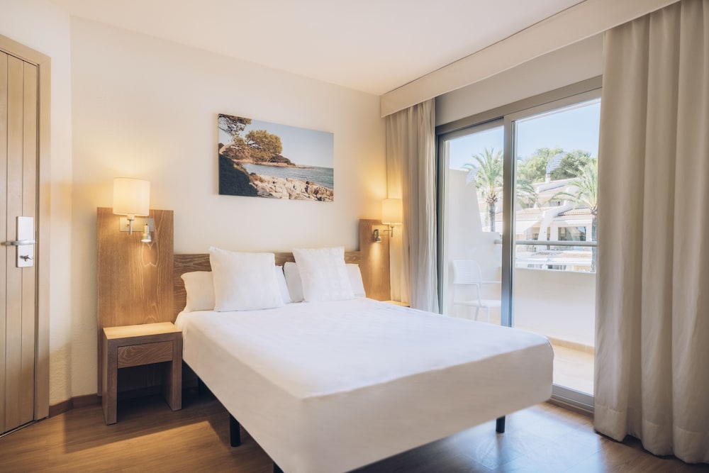 Iberostar Waves Pinos Park 9/50