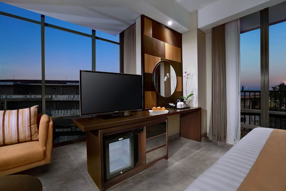 Aston Inn Mataram 6/65