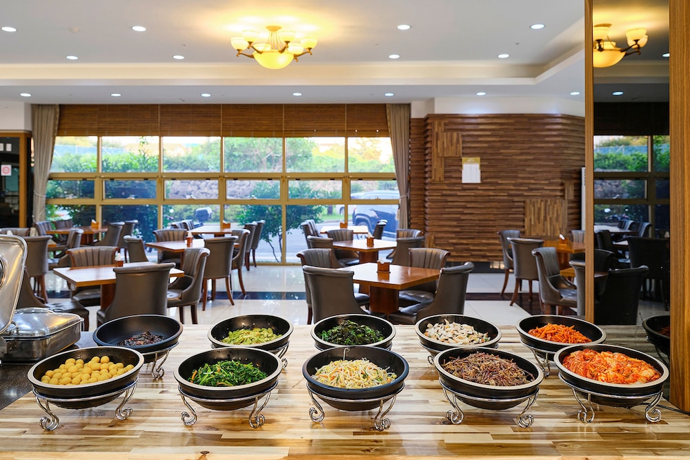 Shin Shin Hotel Jeju City 42/60