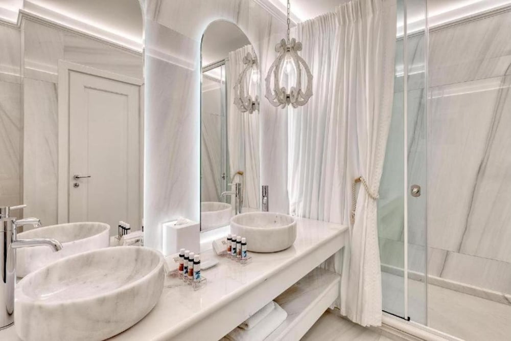 Saint John Hotel Villas and Spa 106/107