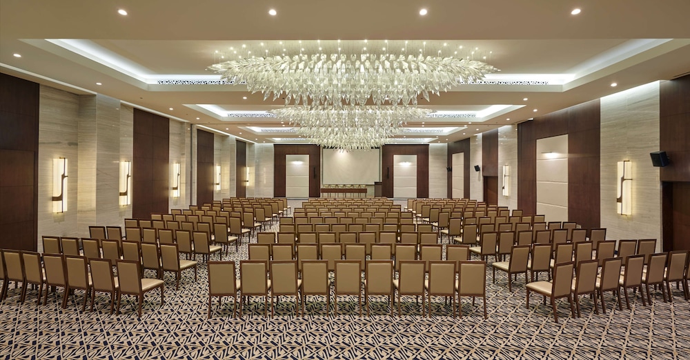 Hyatt Regency Addis Ababa 64/72