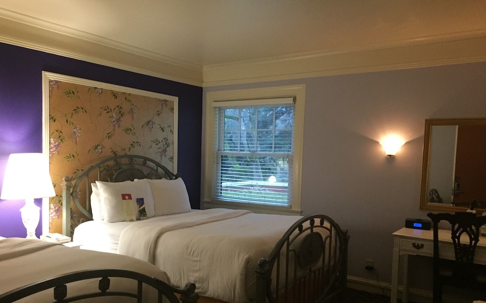 Columbia Gorge Hotel And Spa 21/62