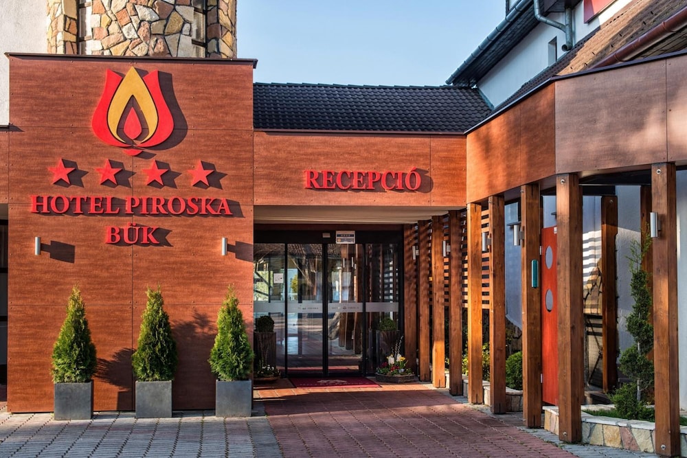 Hotel Piroska Buk 2/50