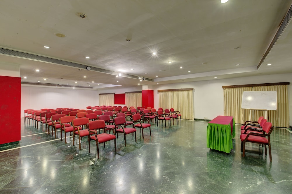 HOTEL KHANVEL RESORT 37/50