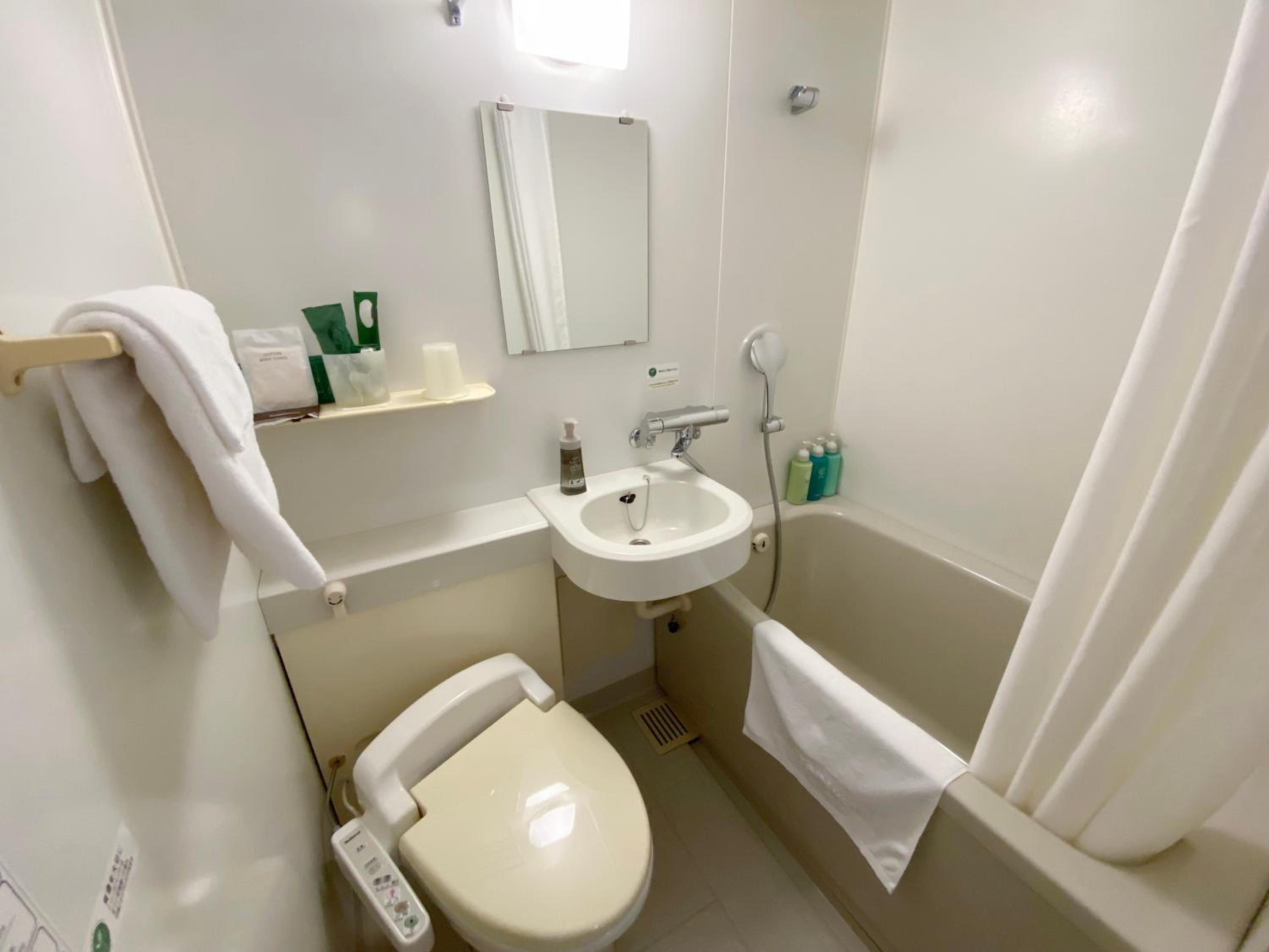 Small Double, Comfort, Smoking, Hotel Route-Inn Uozu 5/6
