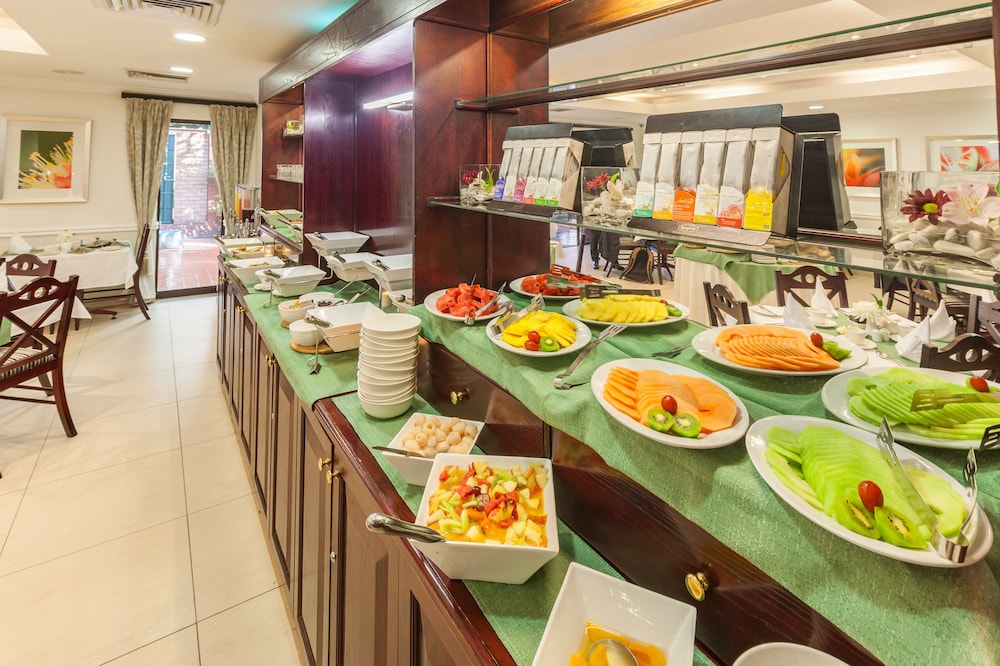 Courtyard Hotel Rosebank 38/47