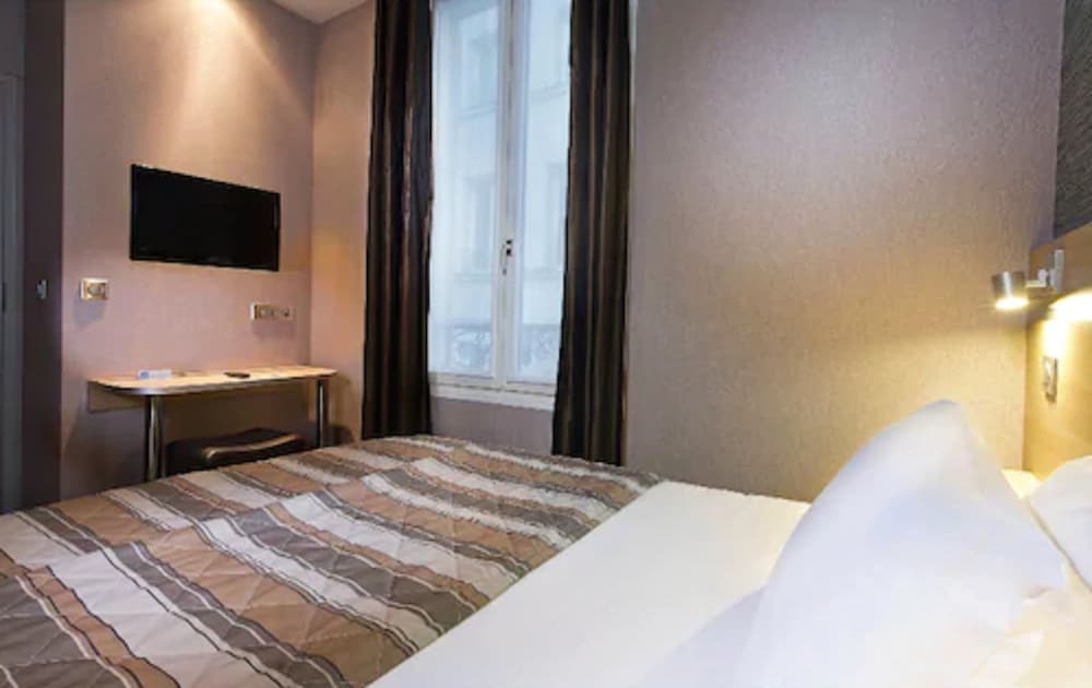 Hotel Des Pavillons 12/19