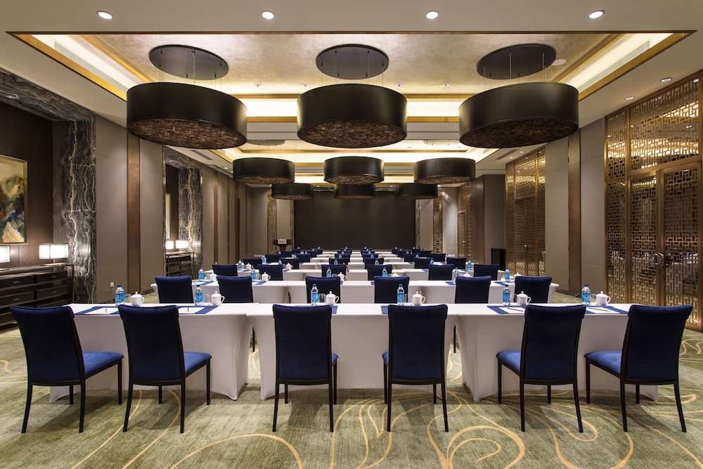 Radisson Blu Zhengzhou Huiji 52/58