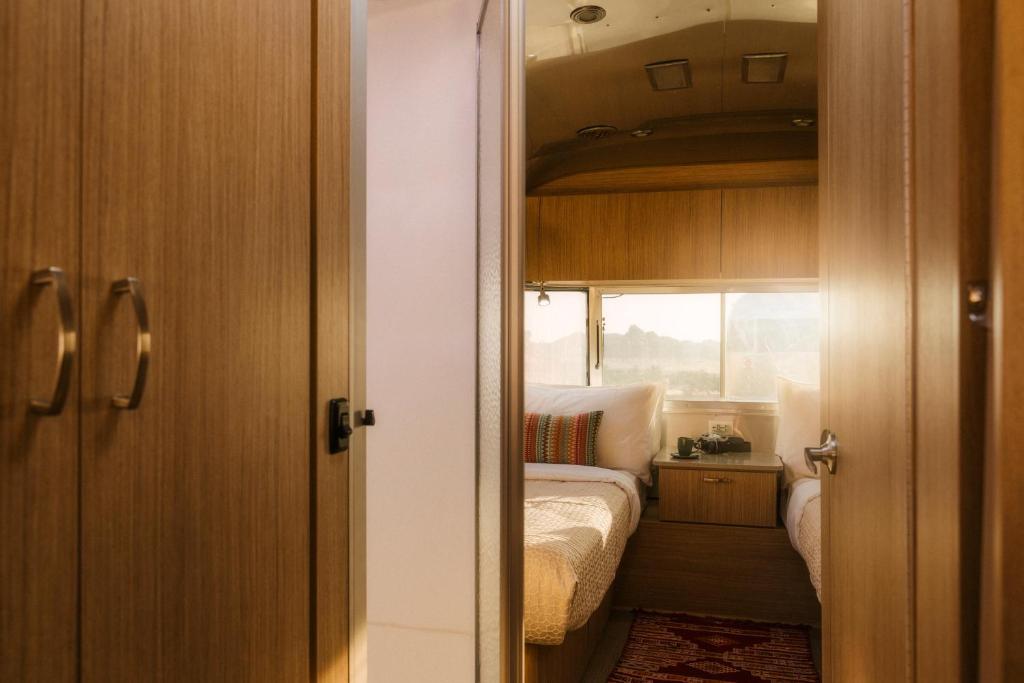Caravan By Habitas Alula 23/24