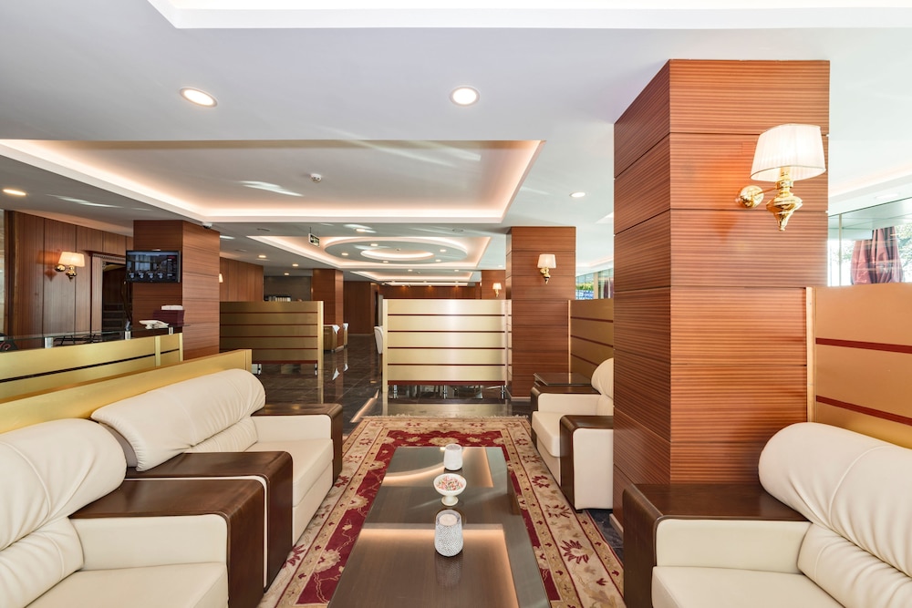 Cevheri S Hotel 7/53