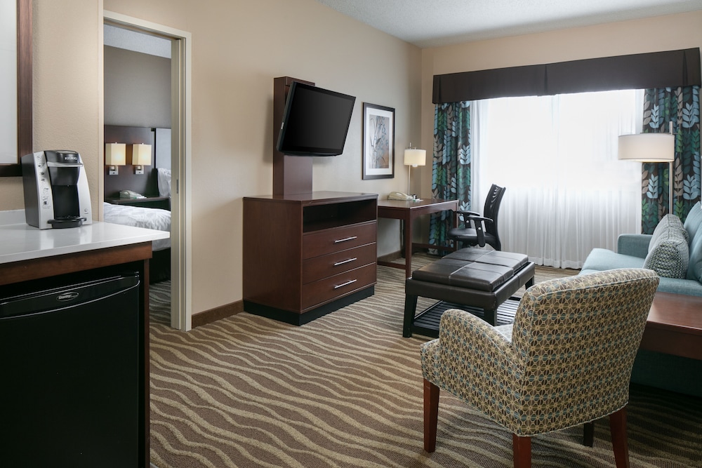 Holiday Inn Hotel And Suites Overland Park West 39/78