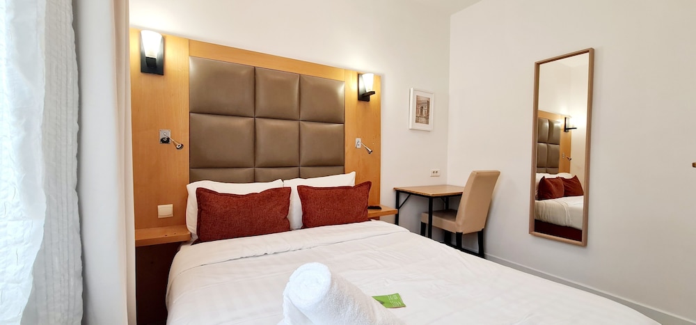ECONOMY, DOUBLE BED