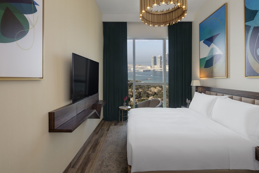 Avani+ Palm View Dubai Hotel & Suites 11/50