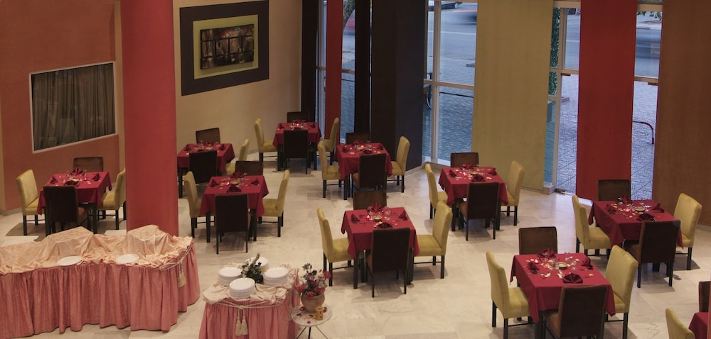 Hotel Tghat Fes 35/42