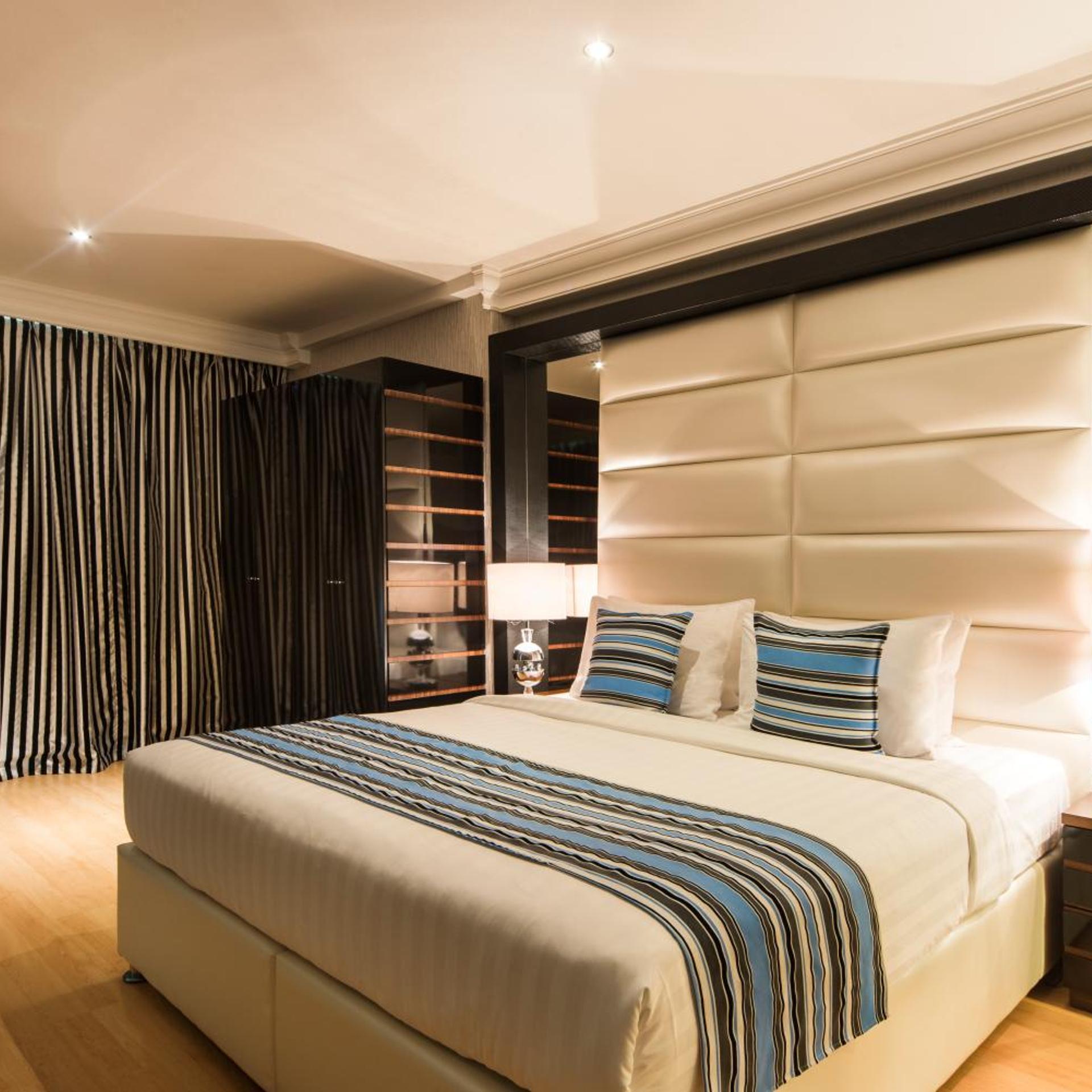 Diplomatic Suite