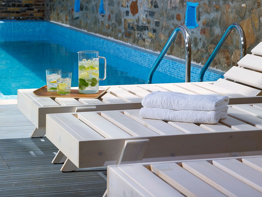 Mistral Bay Hotel 25/50