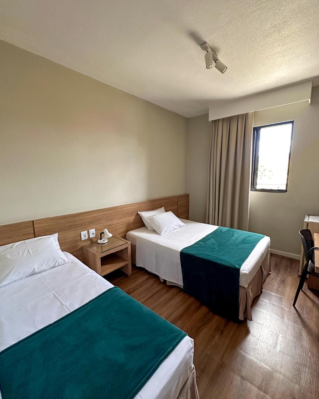 Real Hotel 8/30