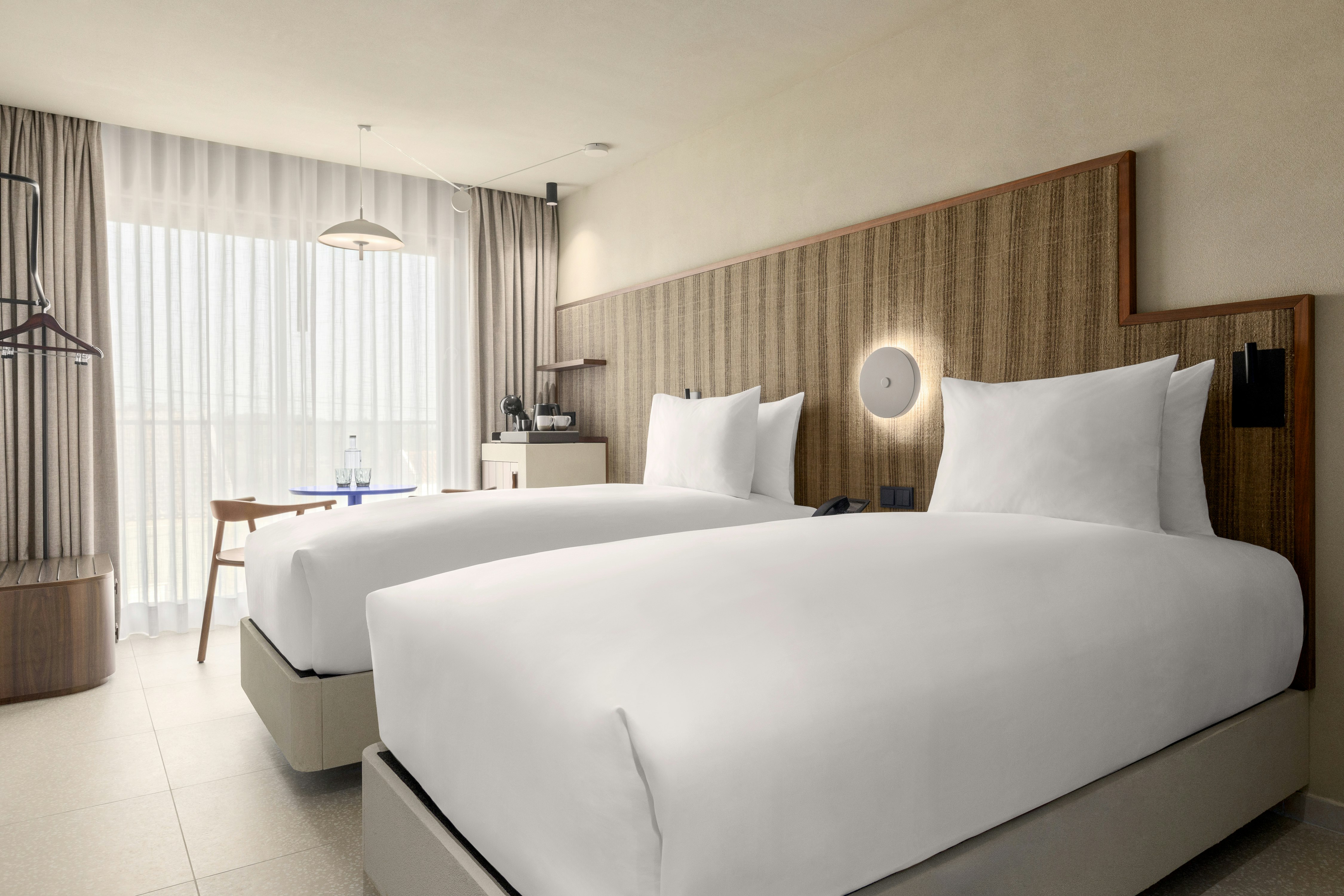 غرفة بسريرين منفصلين، Amarello Hotel Praia Santo Andre, Tapestry Collection by Hilton 2/3