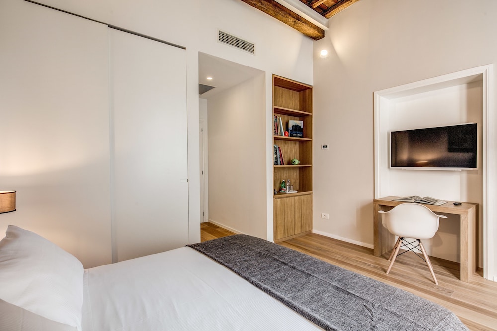Dopodomani Suite 6/48