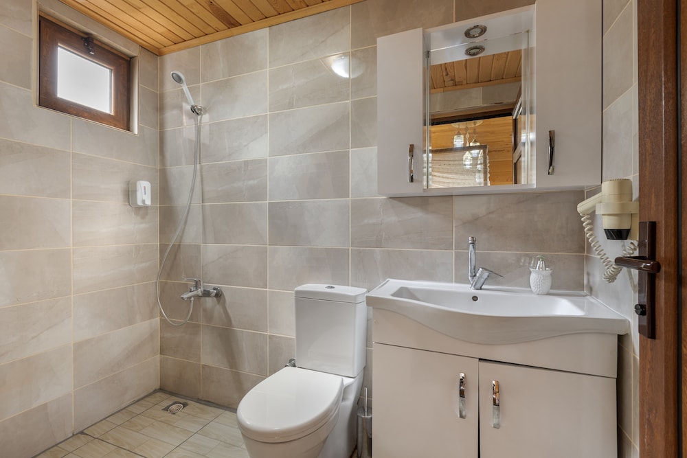 Cirali Flora Pension 42/50