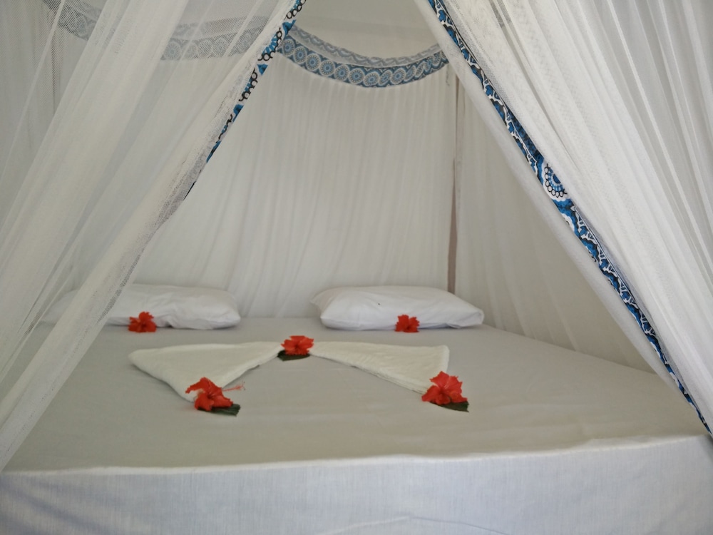 Sea View Lodge Boutique Hotel 37/76