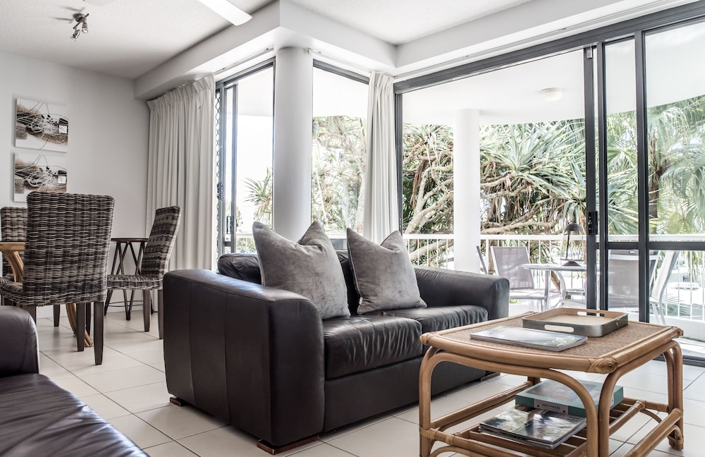 Noosa Pacific Riverfront Resort 30/50