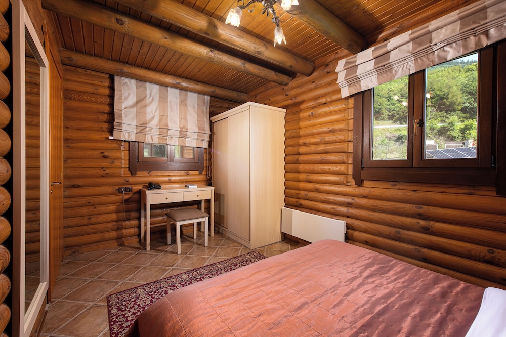 Natura Chalets 8/55