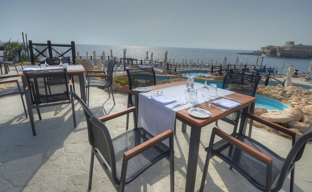 Radisson Blu Resort Malta St Julians 36/50