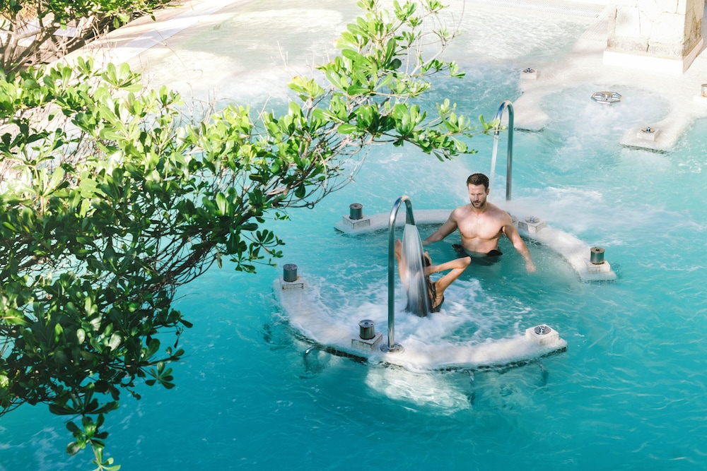 The Villas at Gran Hotel Bahia del Duque 46/50